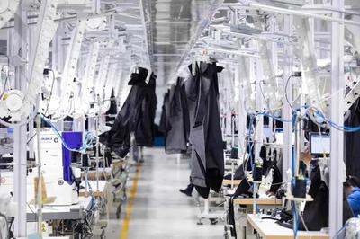 全球首个“服装智造工厂”背后,有3头椒江“犀牛”!
